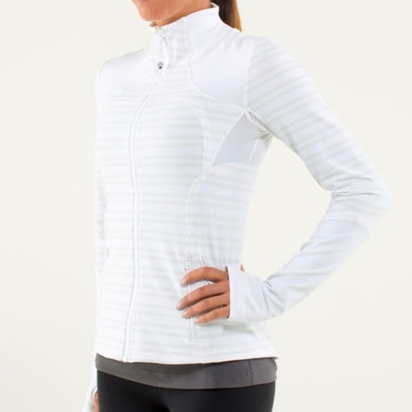 lululemon athletica Jackets & Blazers - Lululemon forme jacket